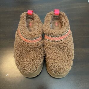 Sale! Ugg Tazz Sherpa Slippers